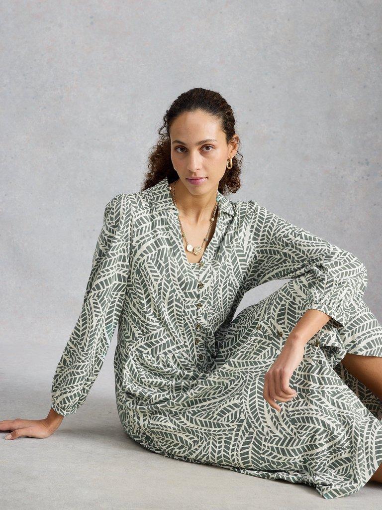 Ronley Jersey Dress in GREEN PR - MODEL FRONT