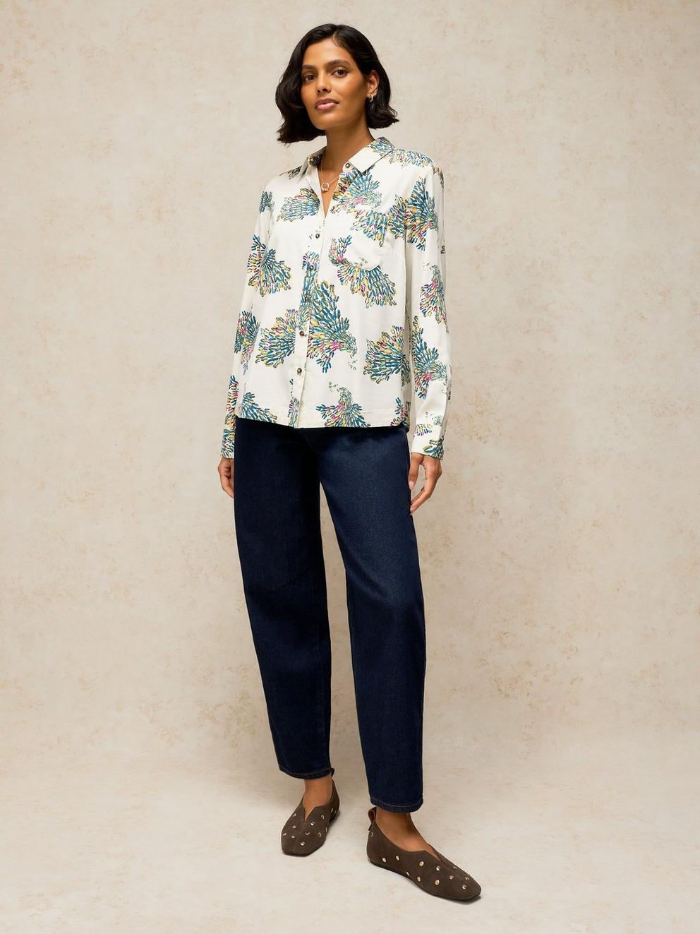 LIBBY PRINTED SHIRT in IVORY MLT - MODEL FRONT