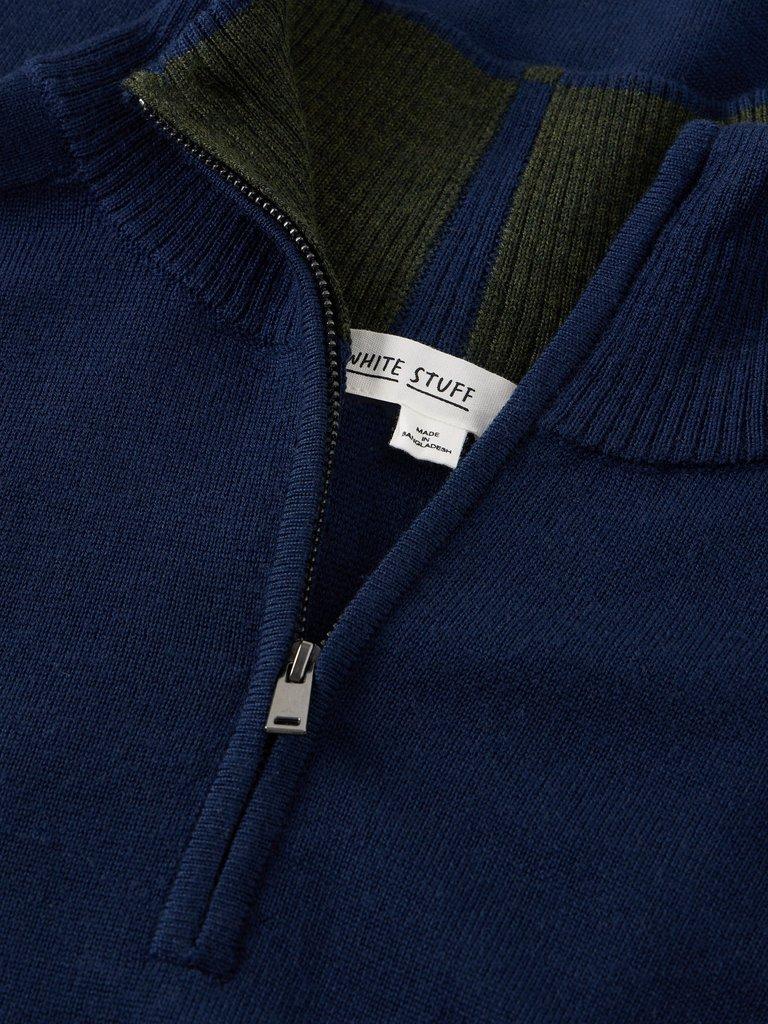 CONWAY MERINO FUNNEL JUMPER in DARK NAVY - FLAT DETAIL