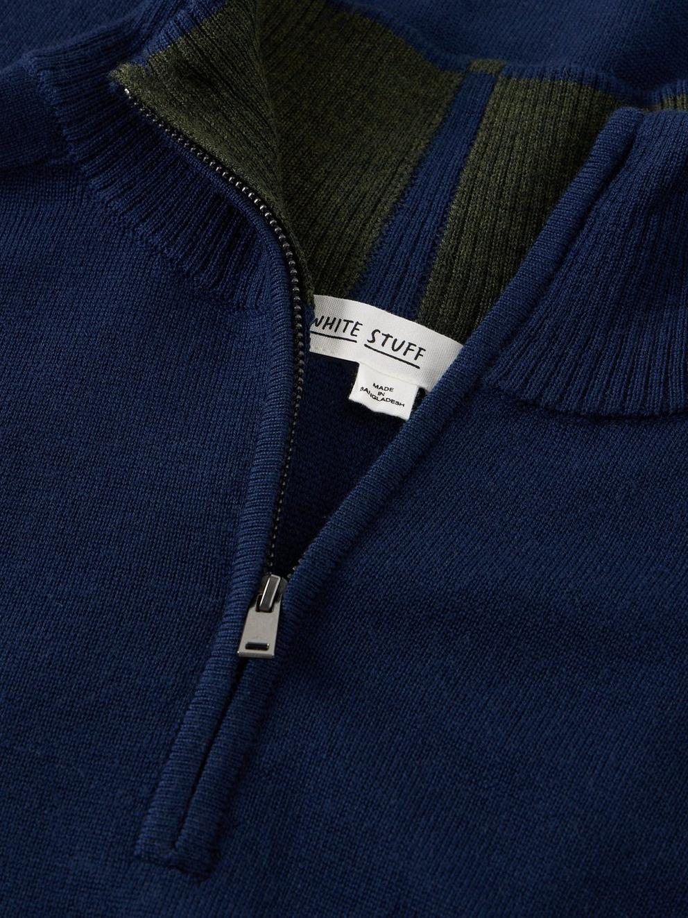 CONWAY MERINO FUNNEL JUMPER in DARK NAVY - FLAT DETAIL
