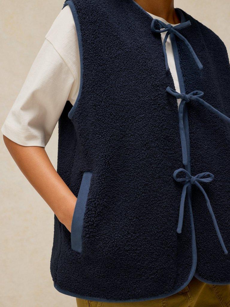 BORG TIE FRONT GILET in DARK NAVY - MODEL DETAIL
