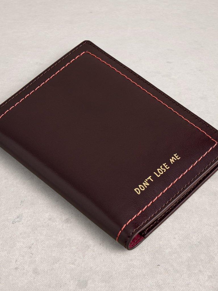 TRAVEL STUFF PASSPORT HOLDER in PLUM MLT - FLAT FRONT