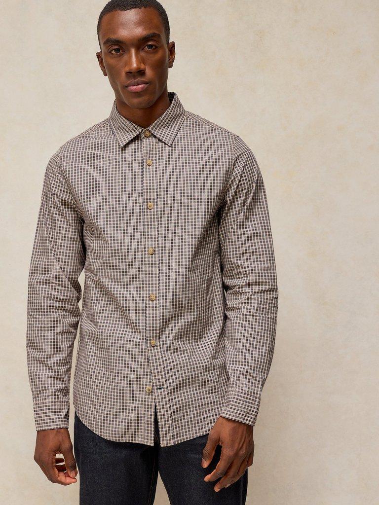 BRUTON SLIM OXFORD SHIRT in NAT MLT - MODEL FRONT