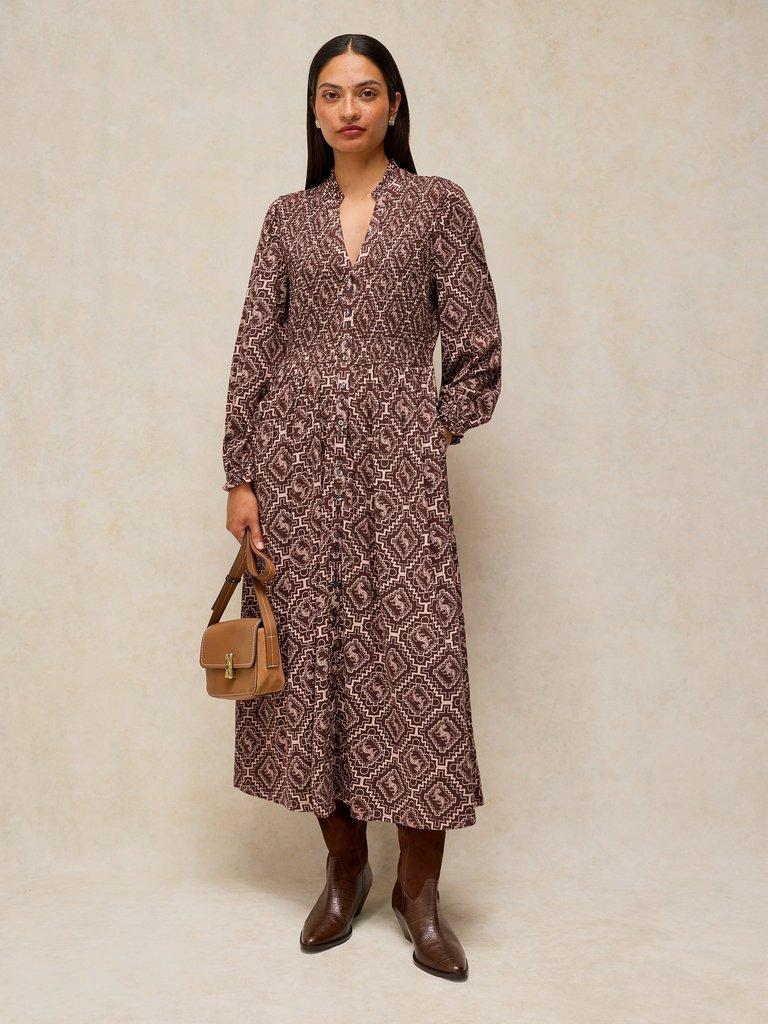 ADA SHIRRED DRESS in BROWN PR - LIFESTYLE