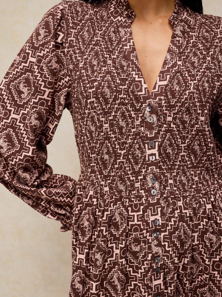 ADA SHIRRED DRESS in BROWN PR - MODEL DETAIL