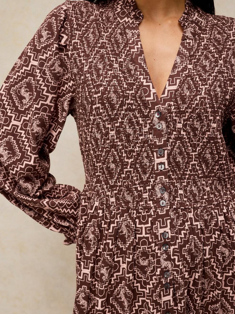 ADA SHIRRED DRESS in BROWN PR - MODEL DETAIL