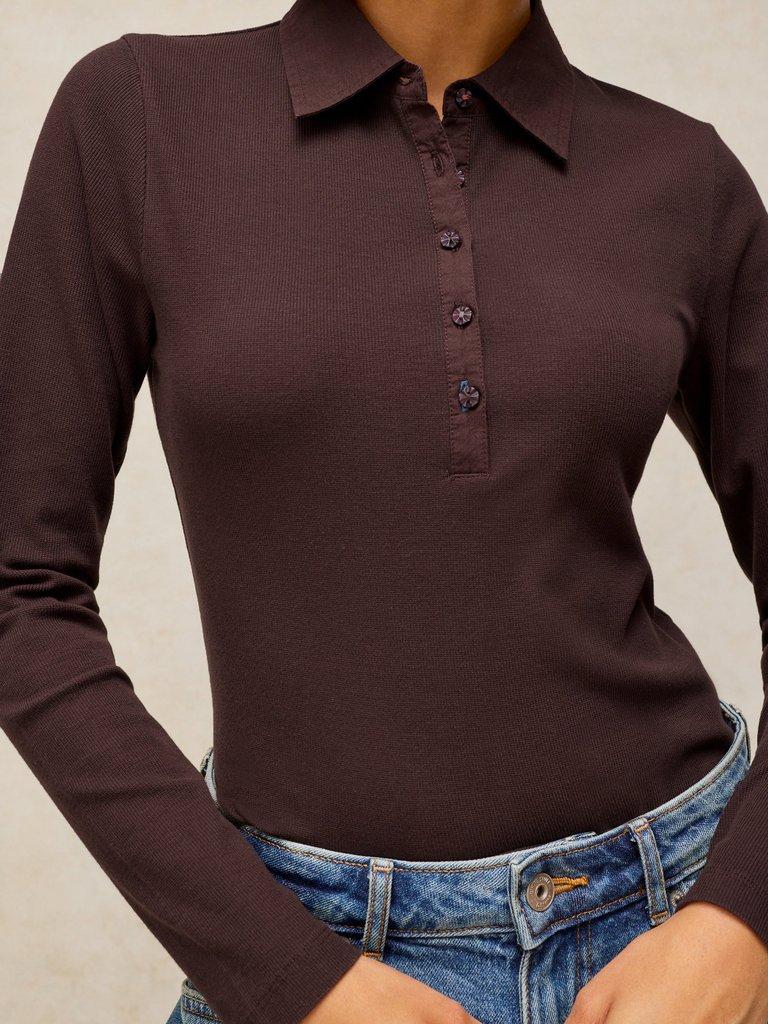 EMBER RIB POLO in DK BROWN - MODEL DETAIL