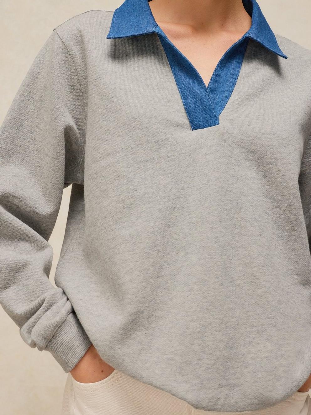 DANNI DENIM COLLAR SWEAT in GREY MARL - MODEL DETAIL