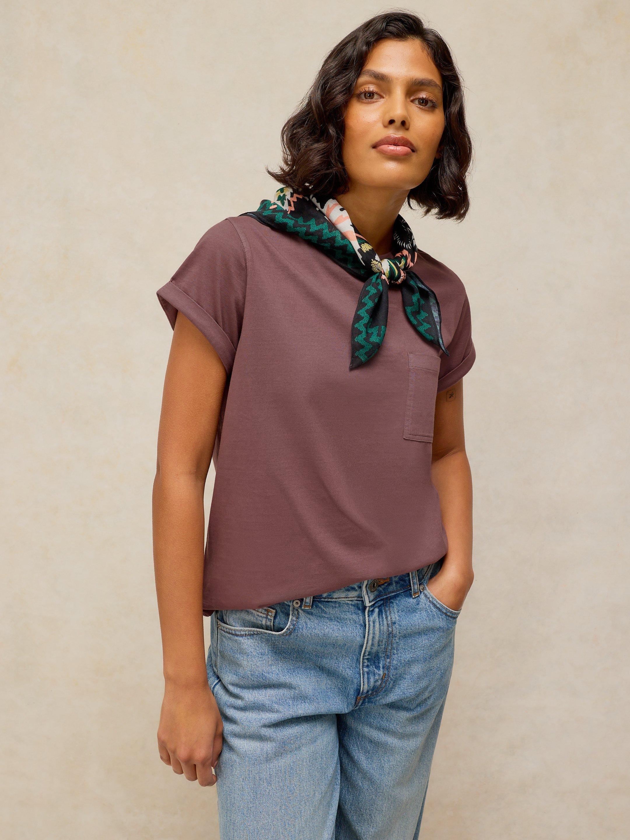 GINA TEE