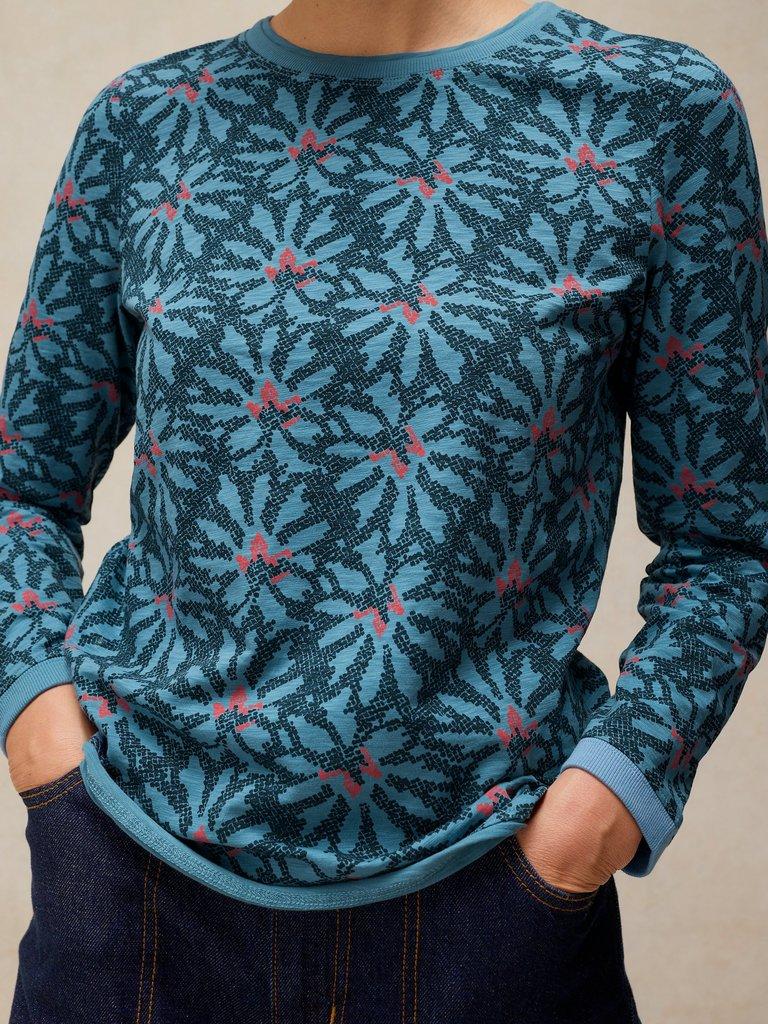 CLARA LS TEE in DK BLUE - MODEL DETAIL