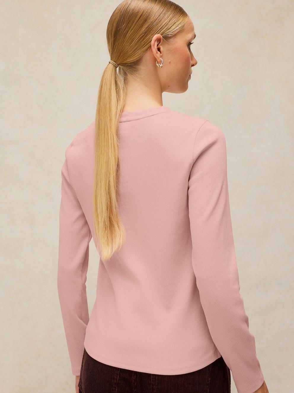 AIDA SCALLOP LS TEE in LGT PINK - MODEL BACK