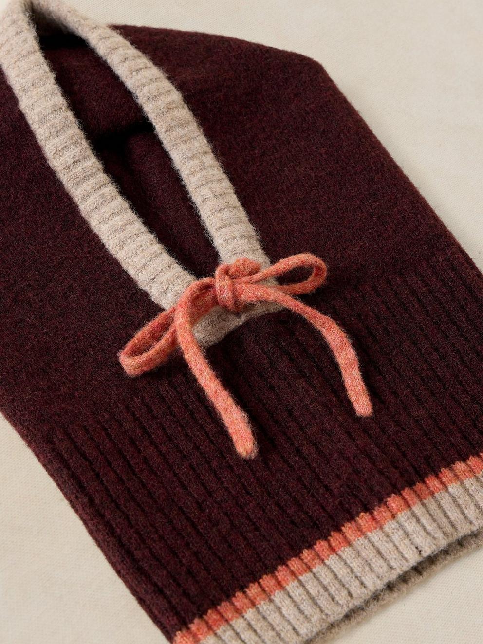 EMMA KNITTED HOOD in PLUM MLT - FLAT DETAIL