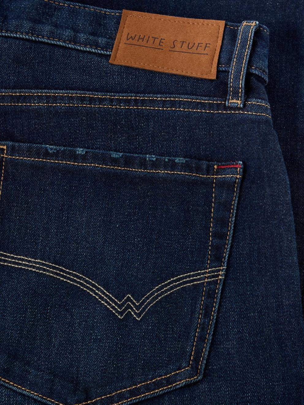 Seaton Straight Jean in INDIGO BLE - FLAT DETAIL