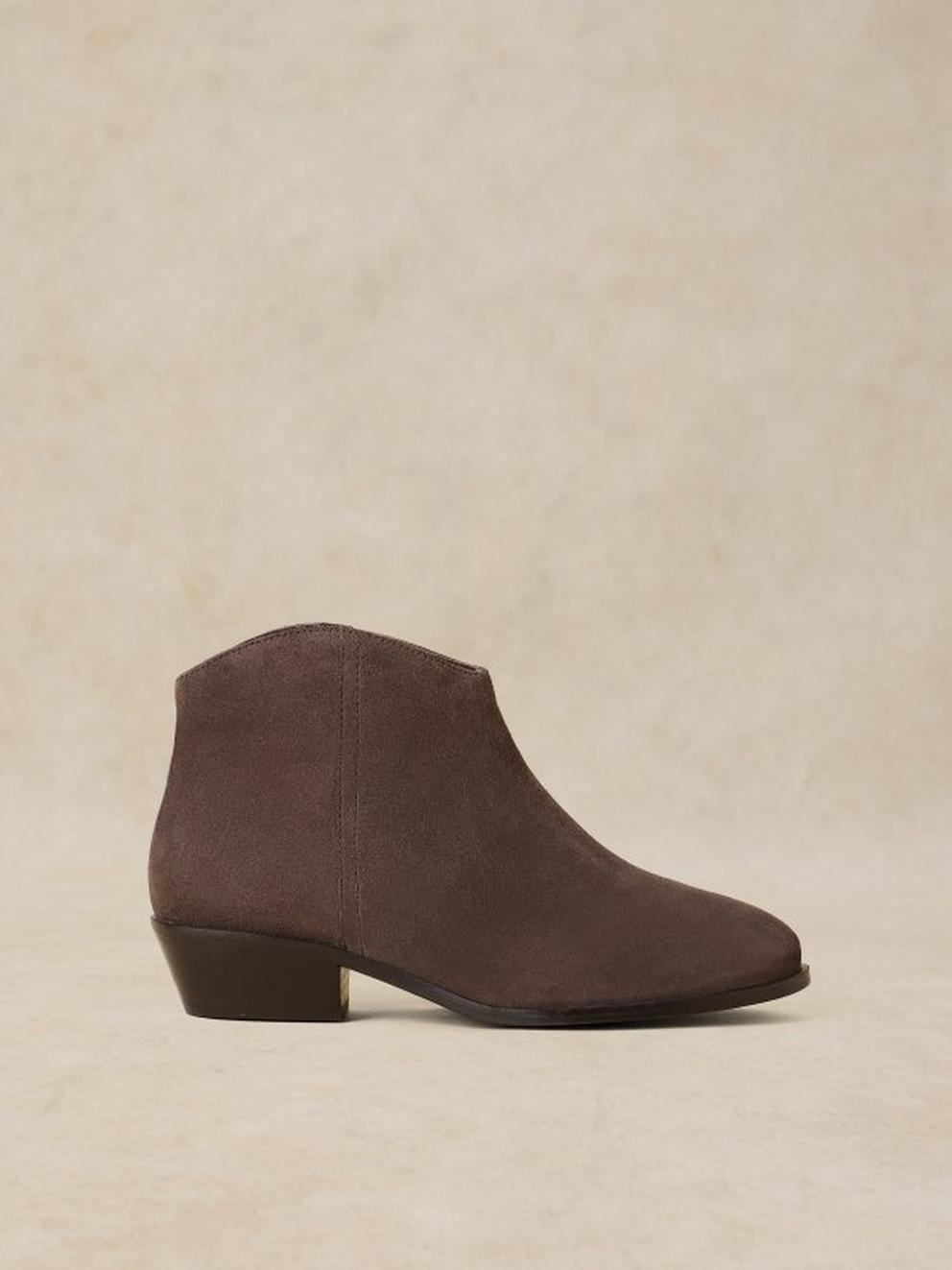 MAE SUEDE ANKLE BOOT in DK GREY - LIFESTYLE