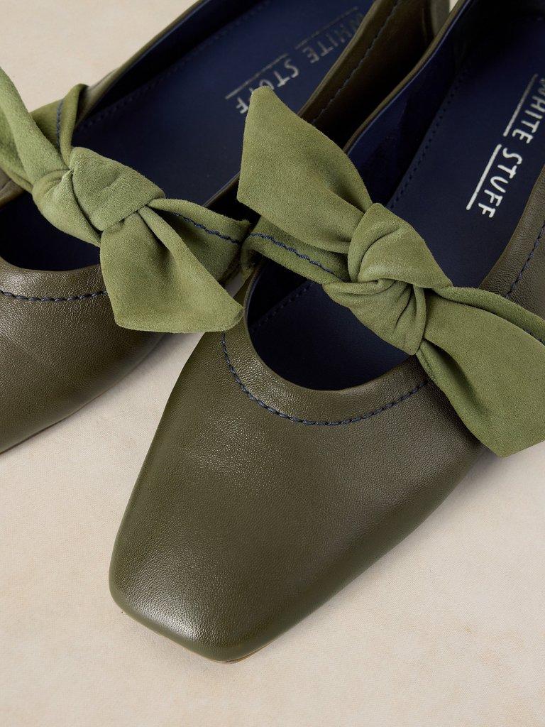 DARLA BALLERINA in KHAKI GRN - FLAT DETAIL