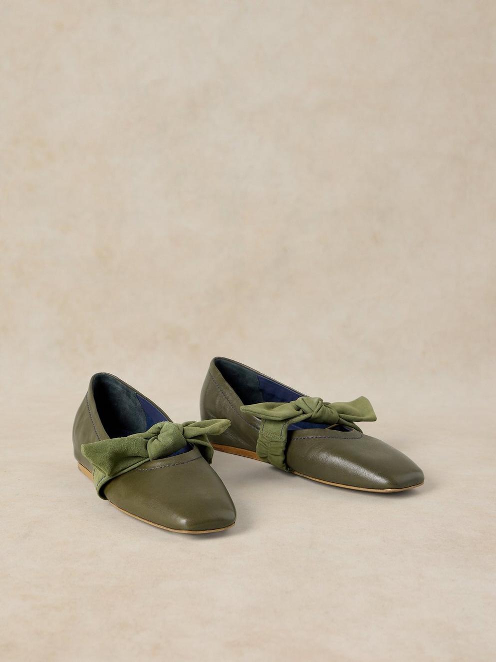 DARLA BALLERINA in KHAKI GRN - FLAT FRONT