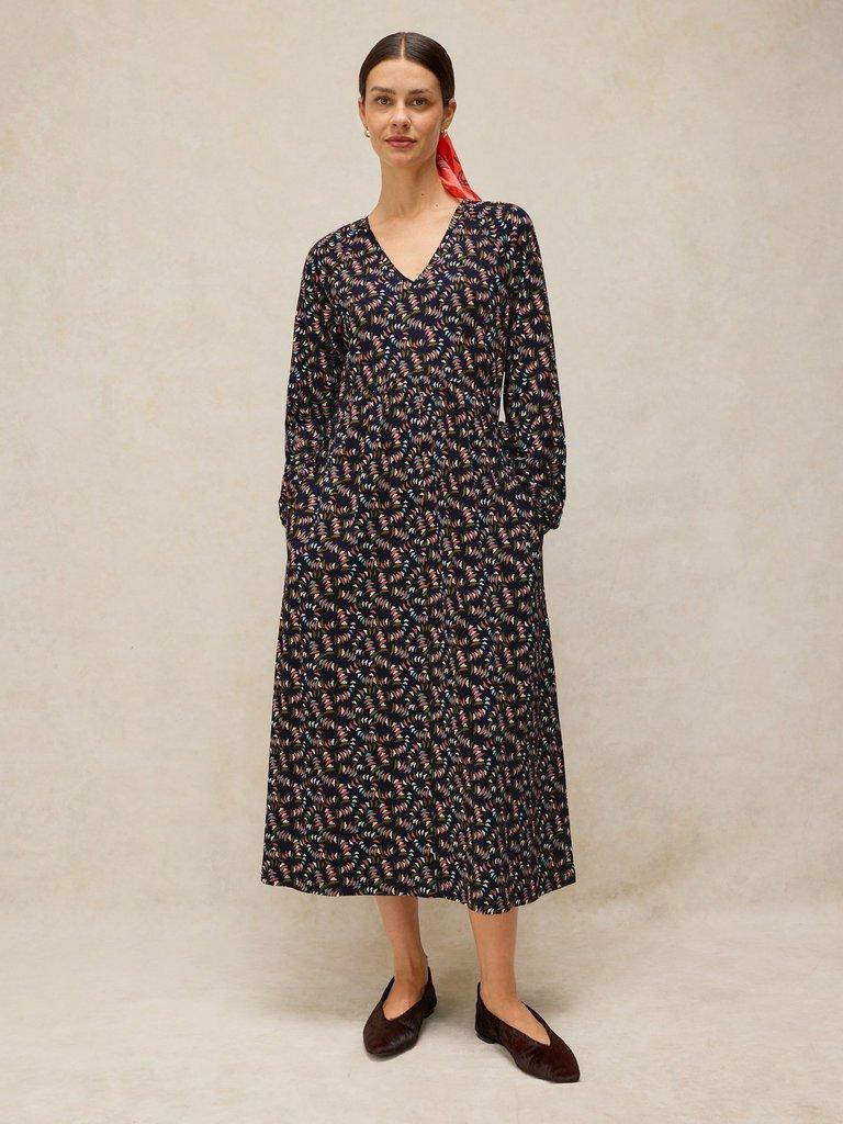 HARPER JERSEY DRESS in NAVY MULTI - LIFESTYLE