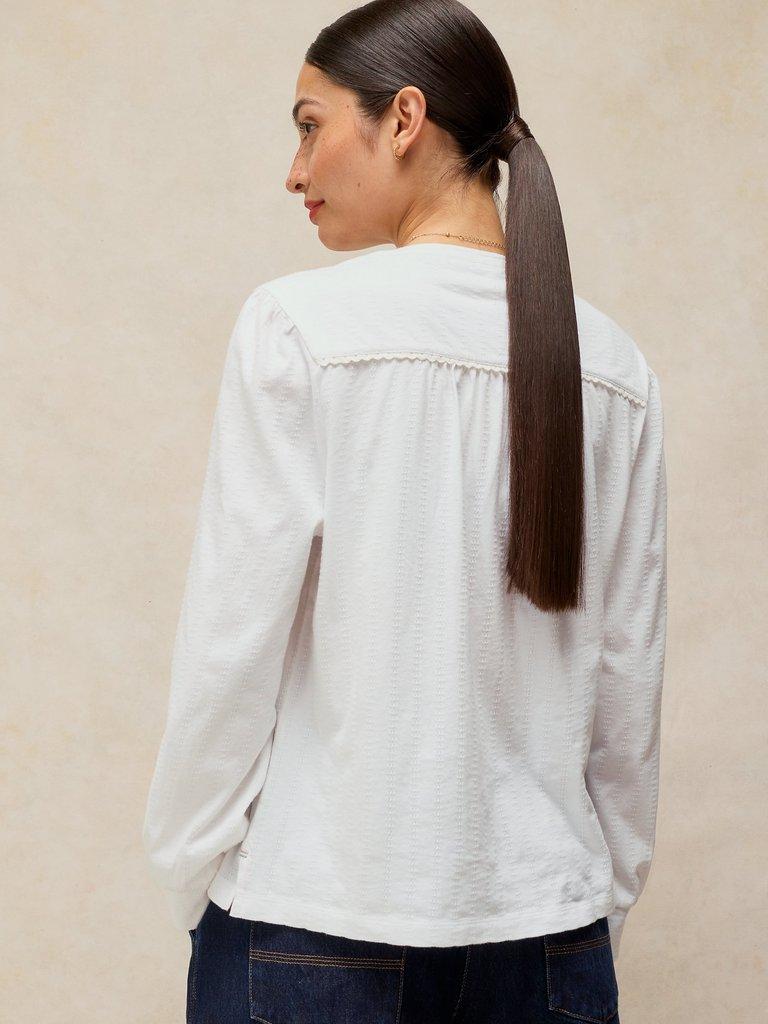 REGAN TEXTURED SHIRT in BRIL WHITE - MODEL BACK