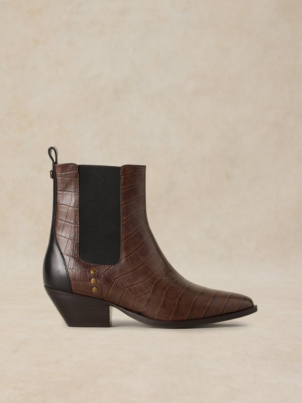 JANIE WESTERN ANKLE BOOT in DK BROWN - LIFESTYLE