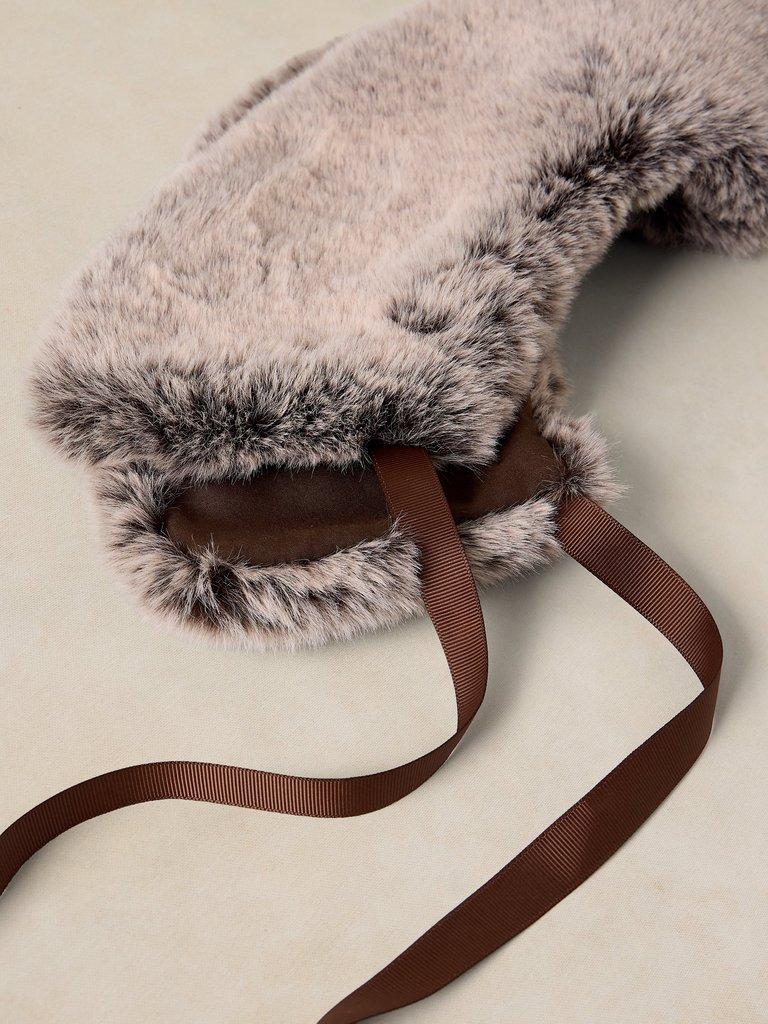FAUX FUR COLLAR  in BROWN MLT - FLAT DETAIL