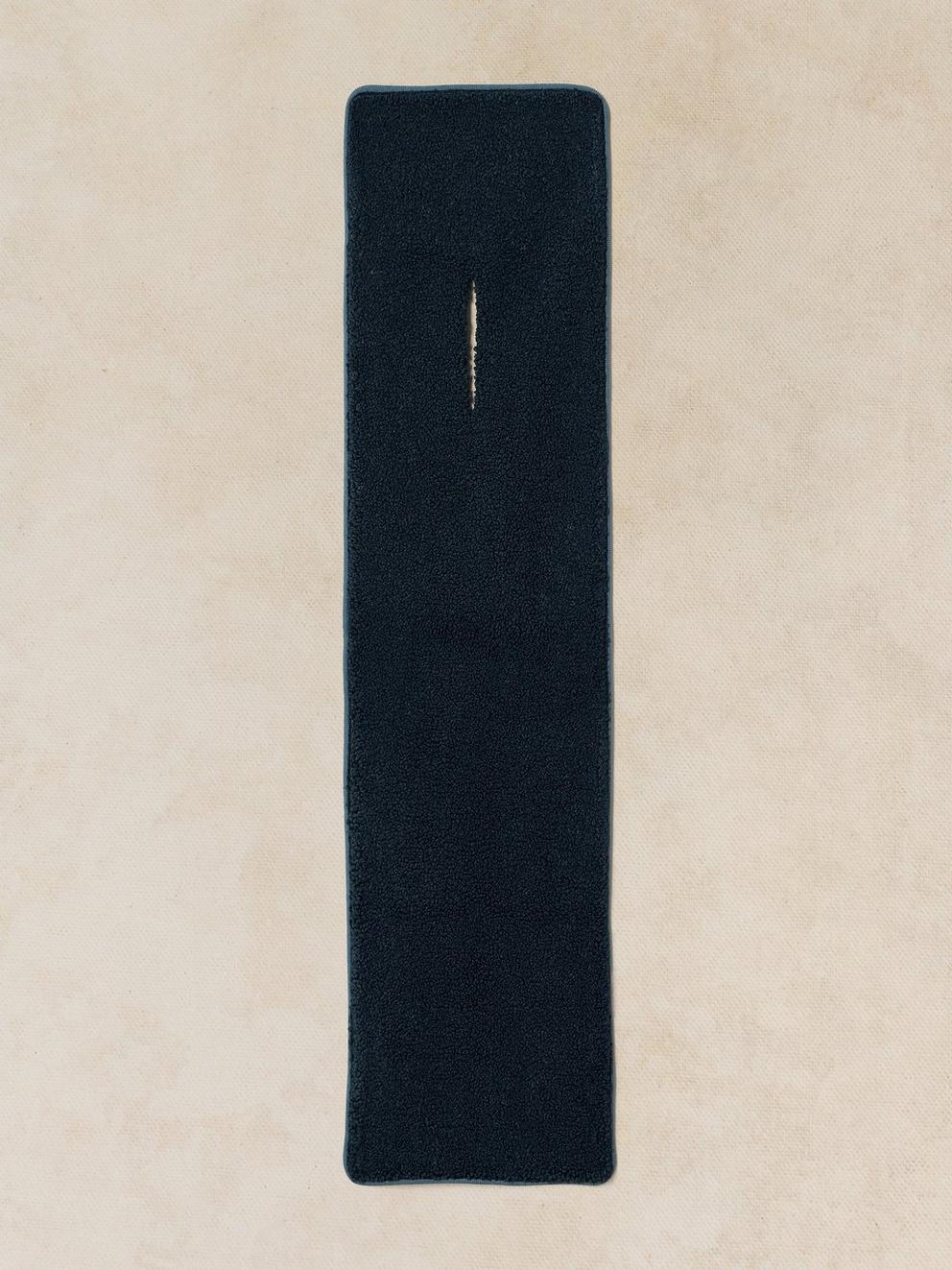 BORG SCARF in DARK NAVY - FLAT BACK