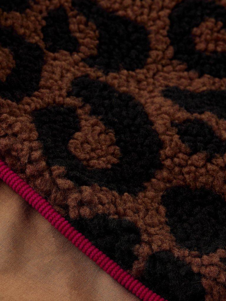 BORG LEOPARD SCARF in NAT MLT - FLAT DETAIL
