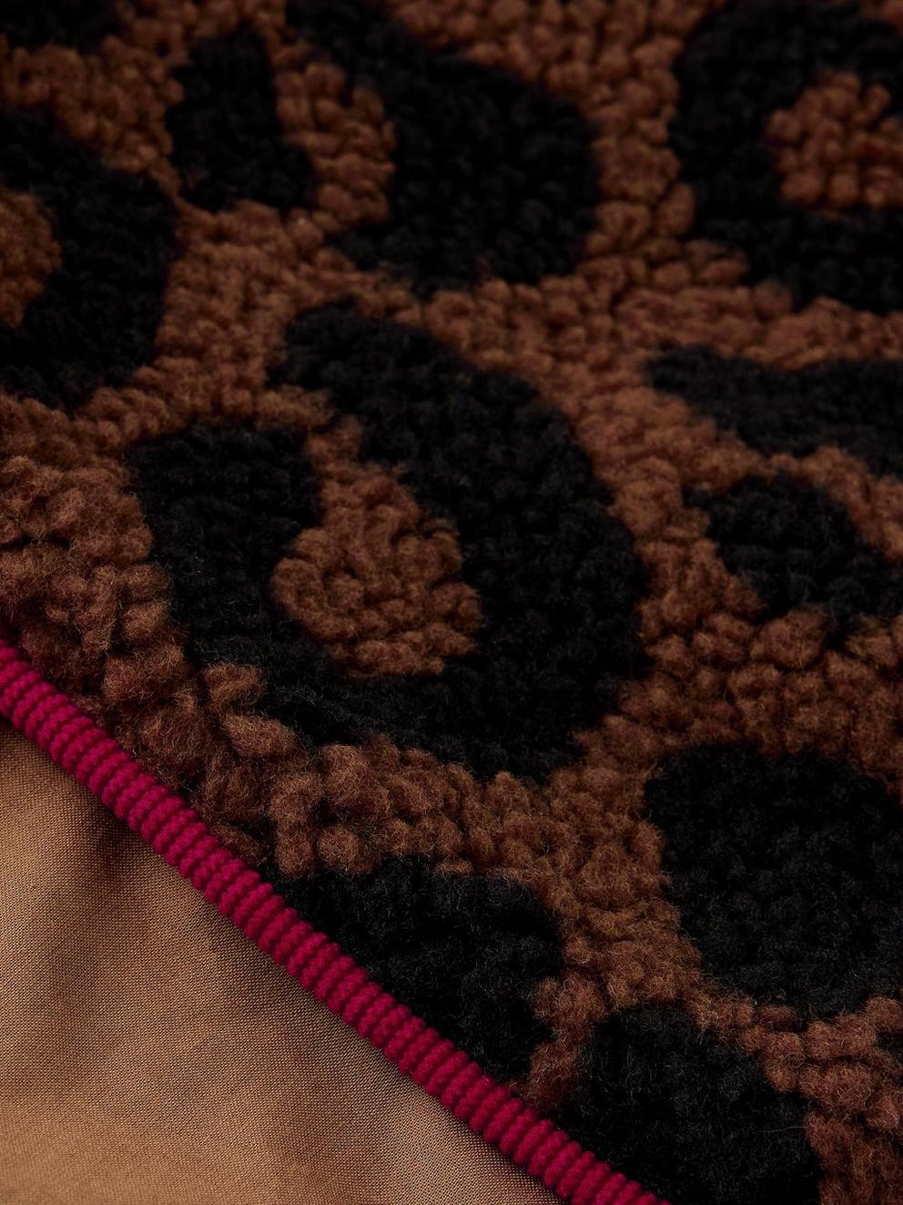 BORG LEOPARD SCARF in NAT MLT - FLAT DETAIL