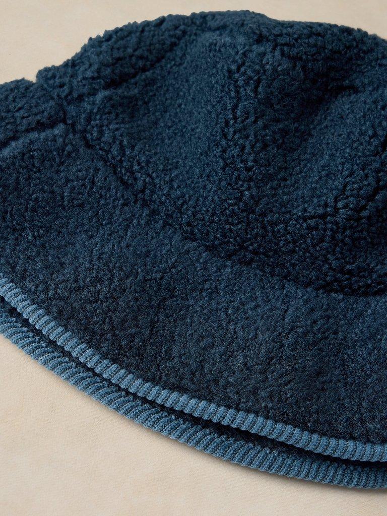 BORG BUCKET HAT in DARK NAVY - FLAT DETAIL
