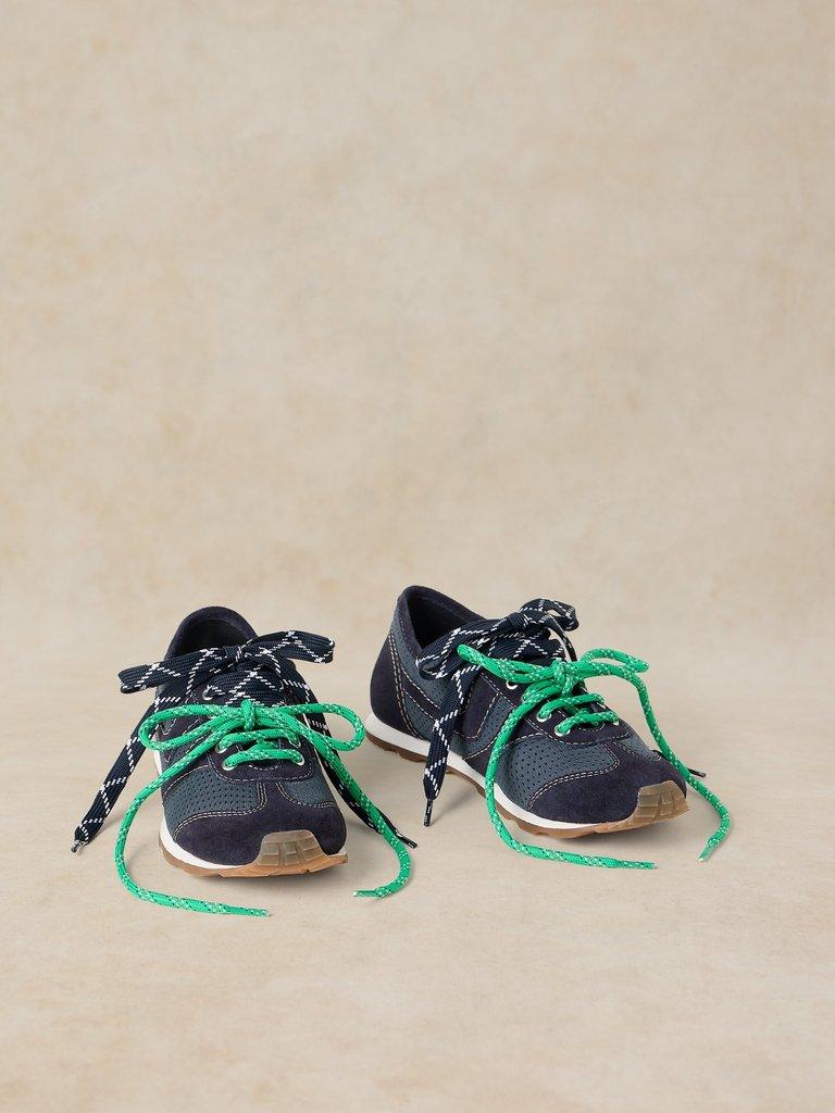 QUINN TRAINER in DARK NAVY - FLAT FRONT