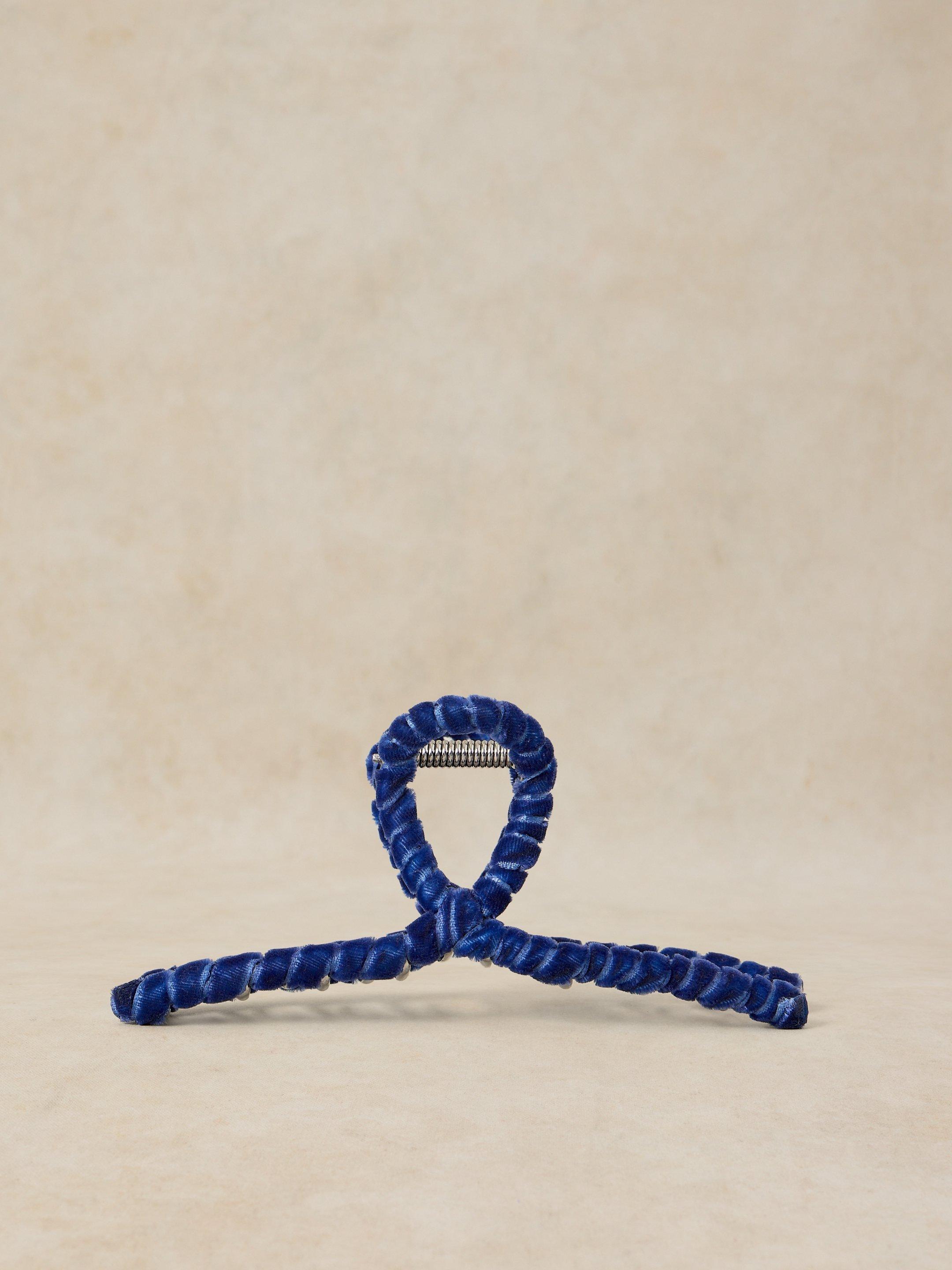 VELVET CLAW CLIP