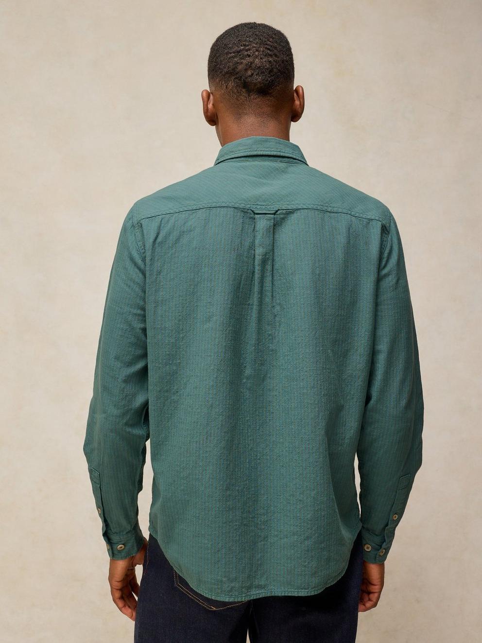 BRUTON COTTON STRIPE SHIRT in TEAL MLT - MODEL BACK