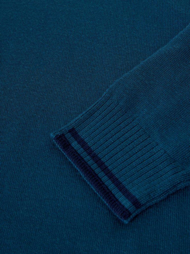 CONWAY MERINO CREW JUMPER in DK TEAL - FLAT DETAIL