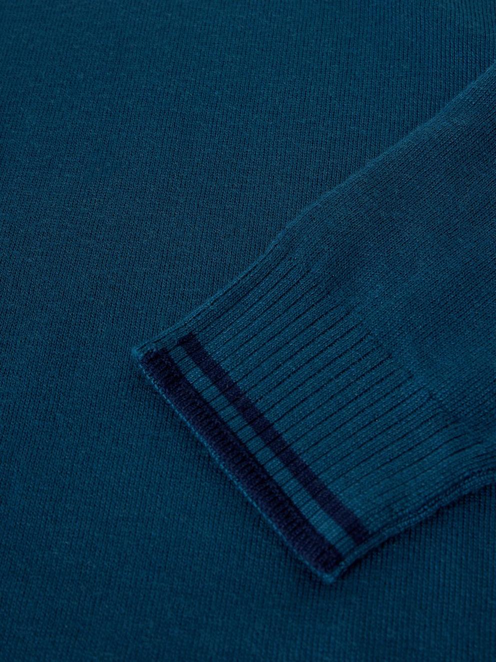 CONWAY MERINO CREW JUMPER in DK TEAL - FLAT DETAIL