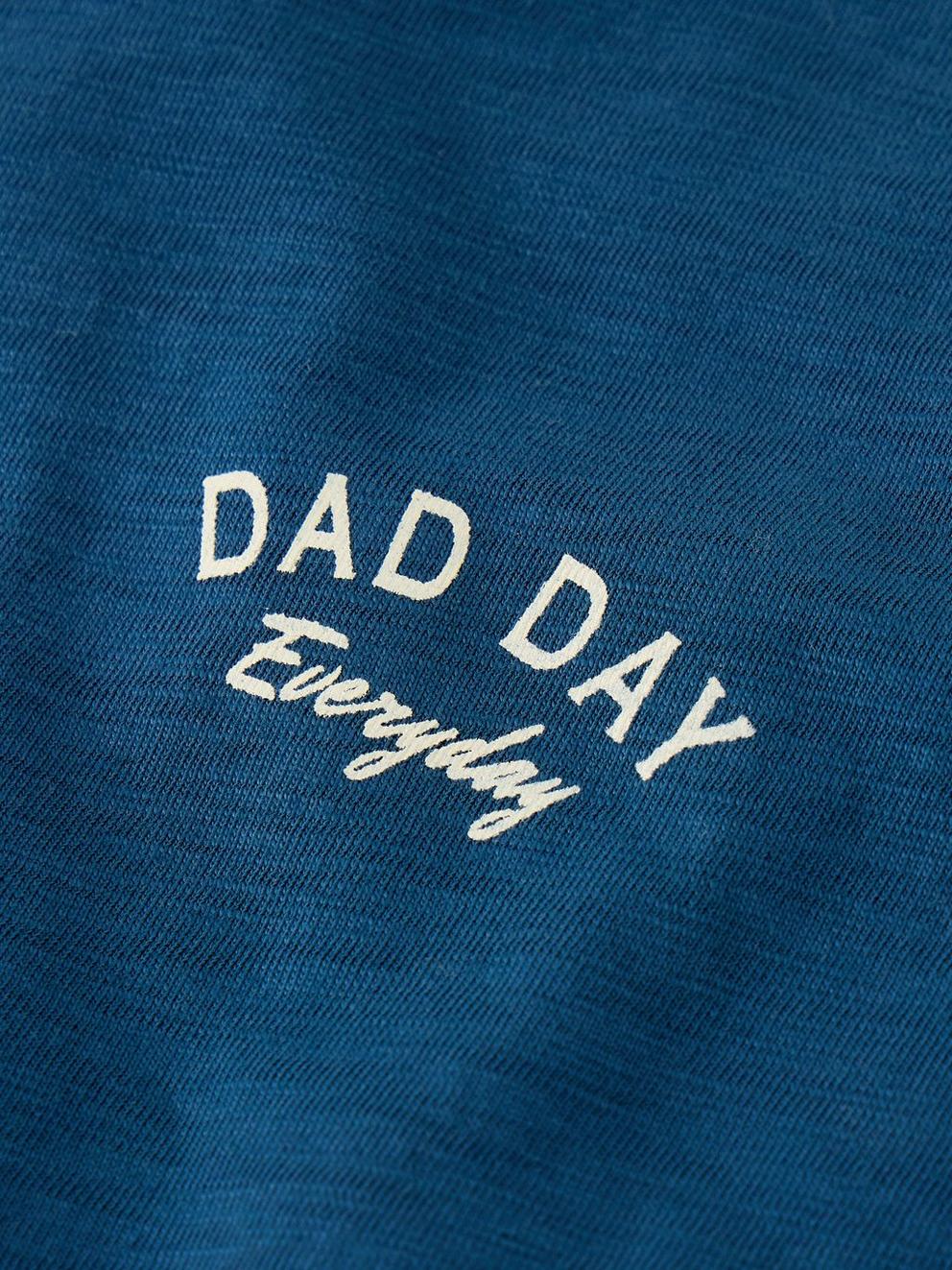 Abersoch Fathers Day Tee in INDIGO BLE - FLAT DETAIL