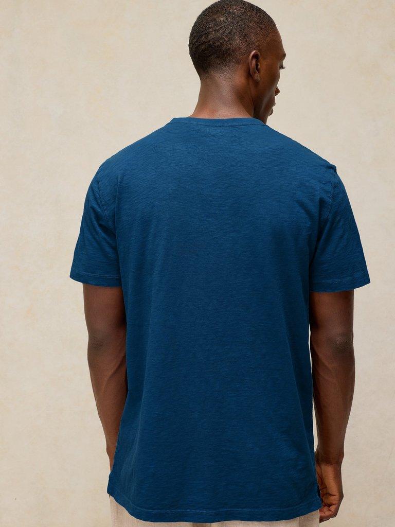 Abersoch Fathers Day Tee in INDIGO BLE - MODEL BACK