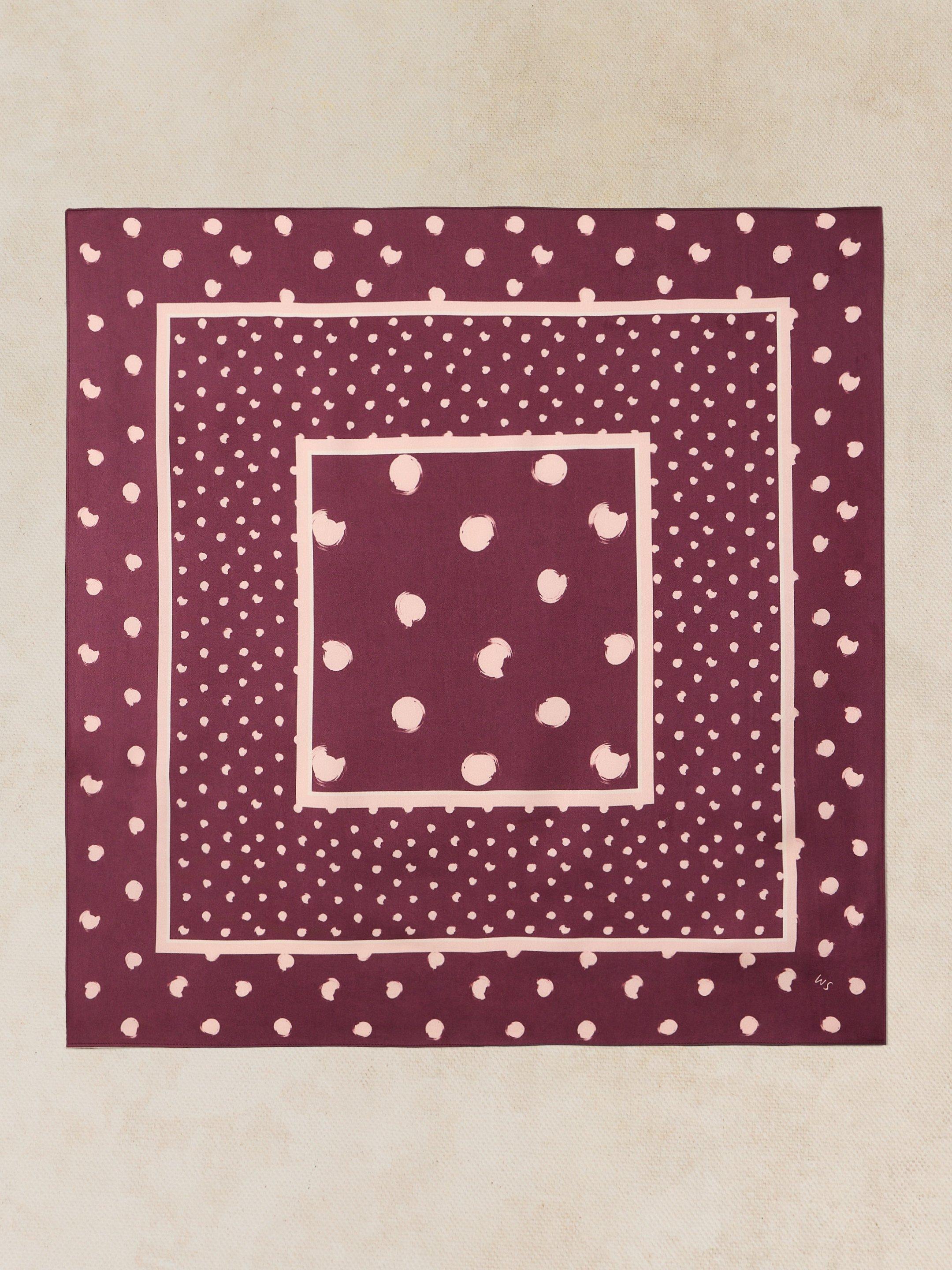 MILLIE SQUARE SCARF