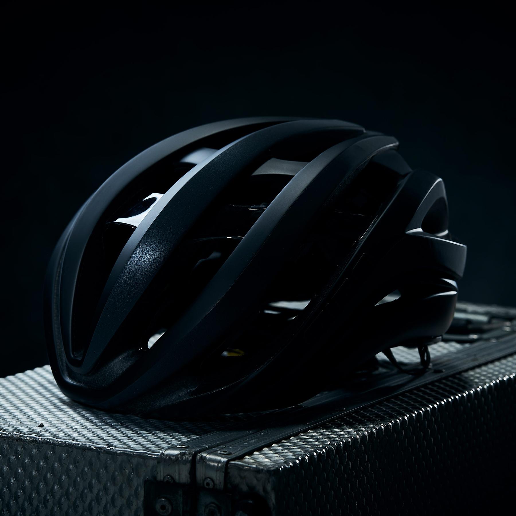 giro aether exclusive reflective