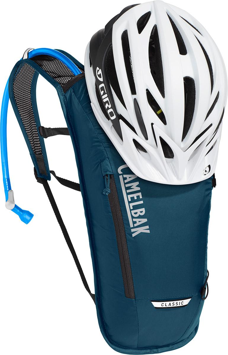 Camelbak Classic Light 70oz Hydration Pack SS21 Chain Reaction