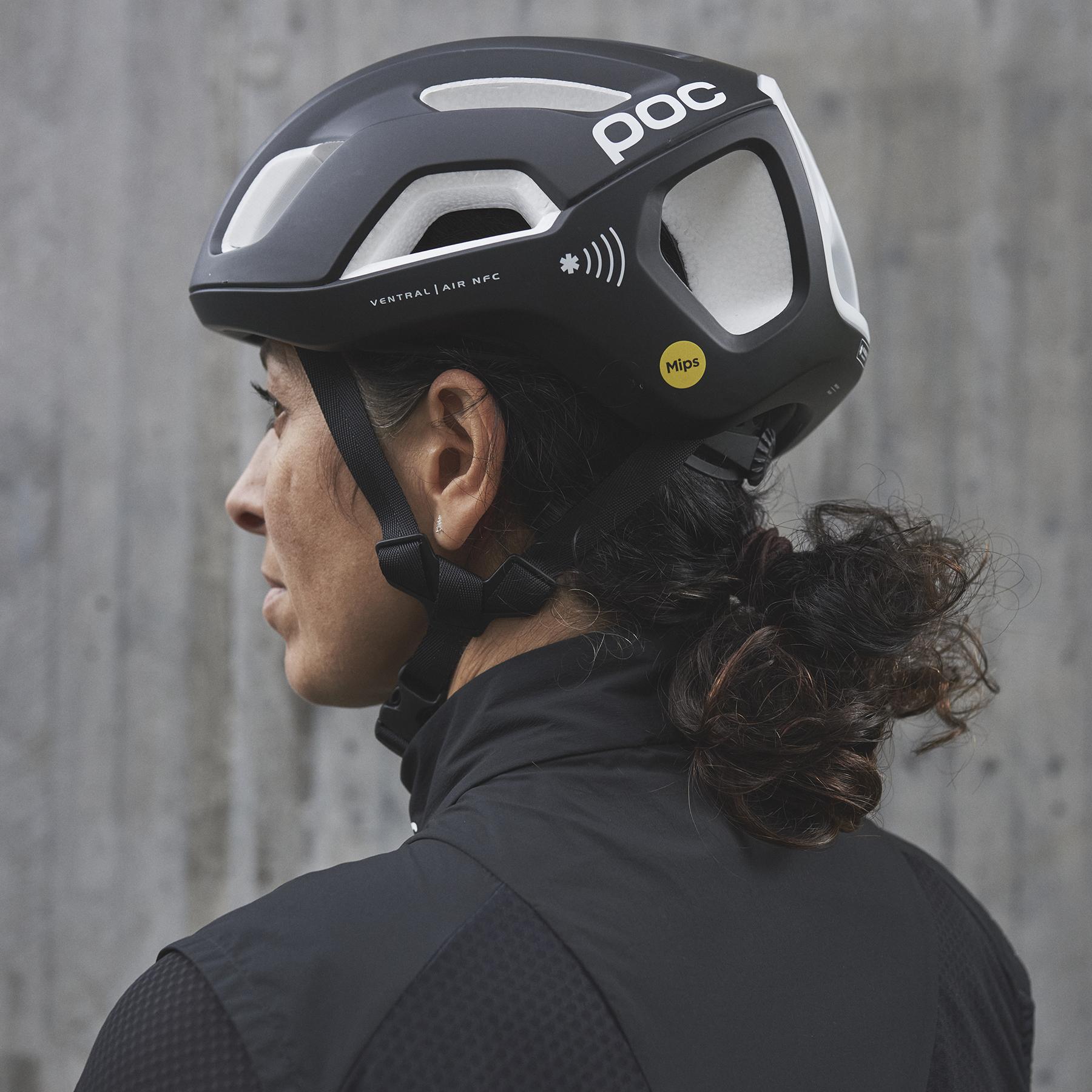POC Ventral AIR MIPS NFC ヘルメット Wiggle