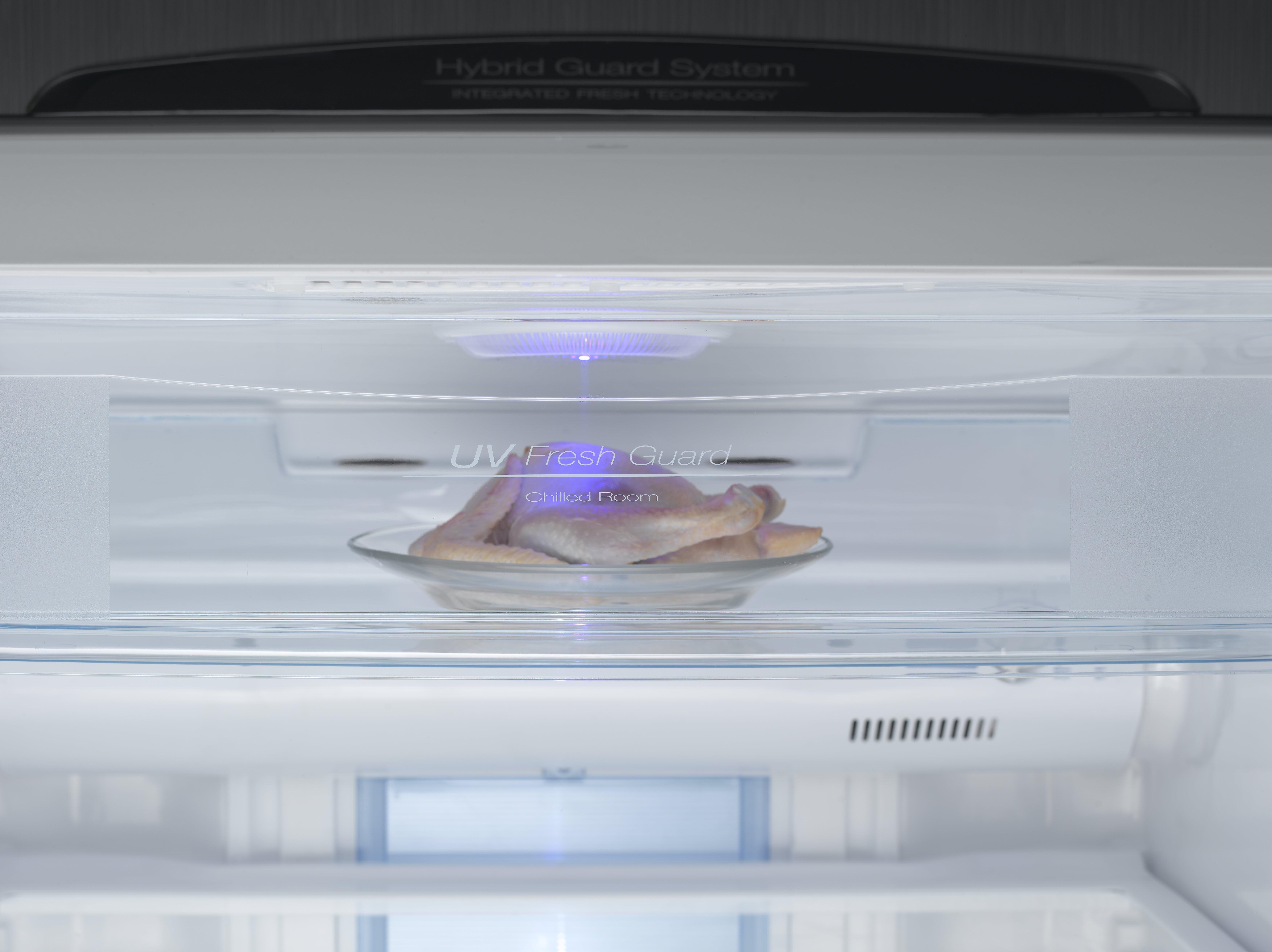 ثلاجة بفريزر علوي من توشيبا - ٢٤ قدم - ٦٨٠ لتر