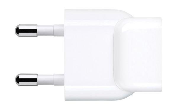 Apple World Travel Adapter Kit (MD837AM/A) - White