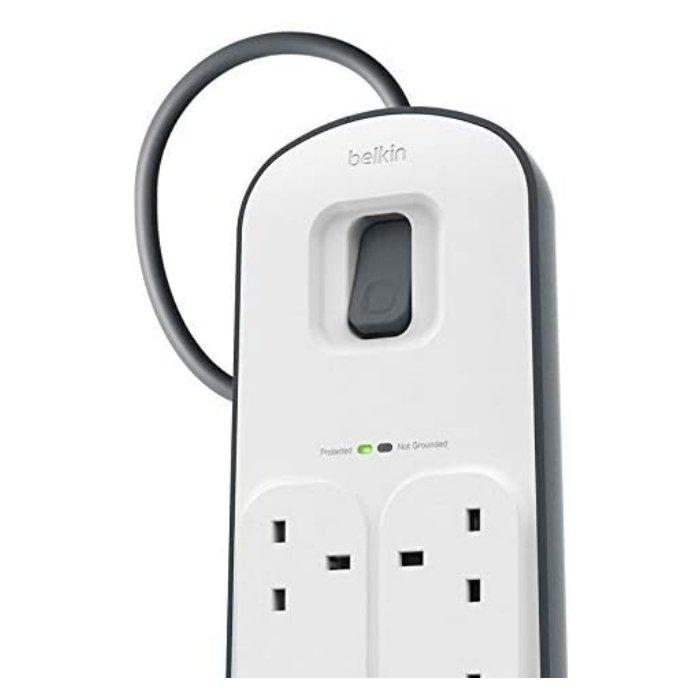 كابل طاقة ٨ منافذ - ٢ متر بشحن يو اس بي من بيلكين BSV804