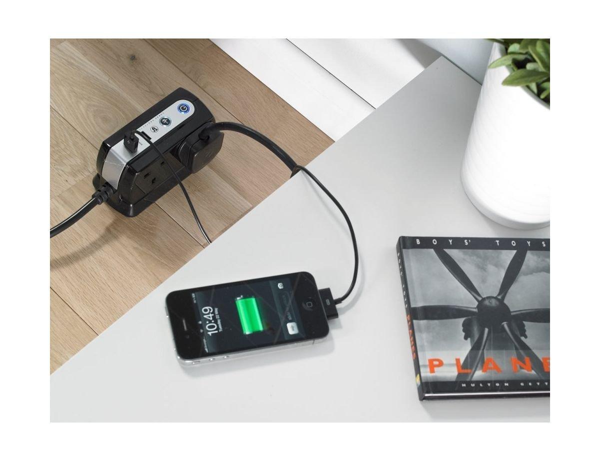 محول ٤ منافذ يو اس بي للشحن ومنفذين للطاقة من ماستربلوج - أسود SRGDU42PB