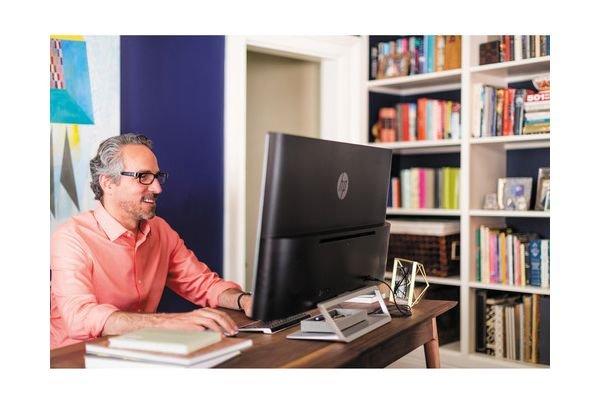 HP Envy 32-inch IPS LED Backlit Media Display Monitor - G8Z02AA