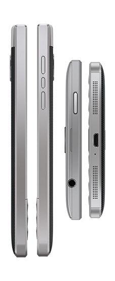 موبايل بلاك بيري باسبورت 32 جيجا بايت - فضي