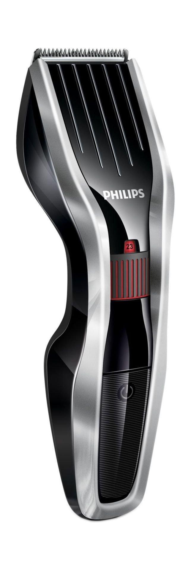 Philips AquaTouch Wet & Dry Shaver with Pop Up Trimmer  + Philips Series 5000 Hair Clipper