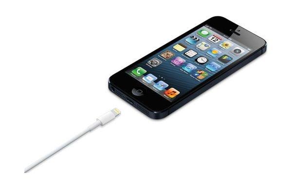 كابل لايتنينج يو إس بي بطول ٠.٥ متر من أبل – أبيض (ME291AM/A)