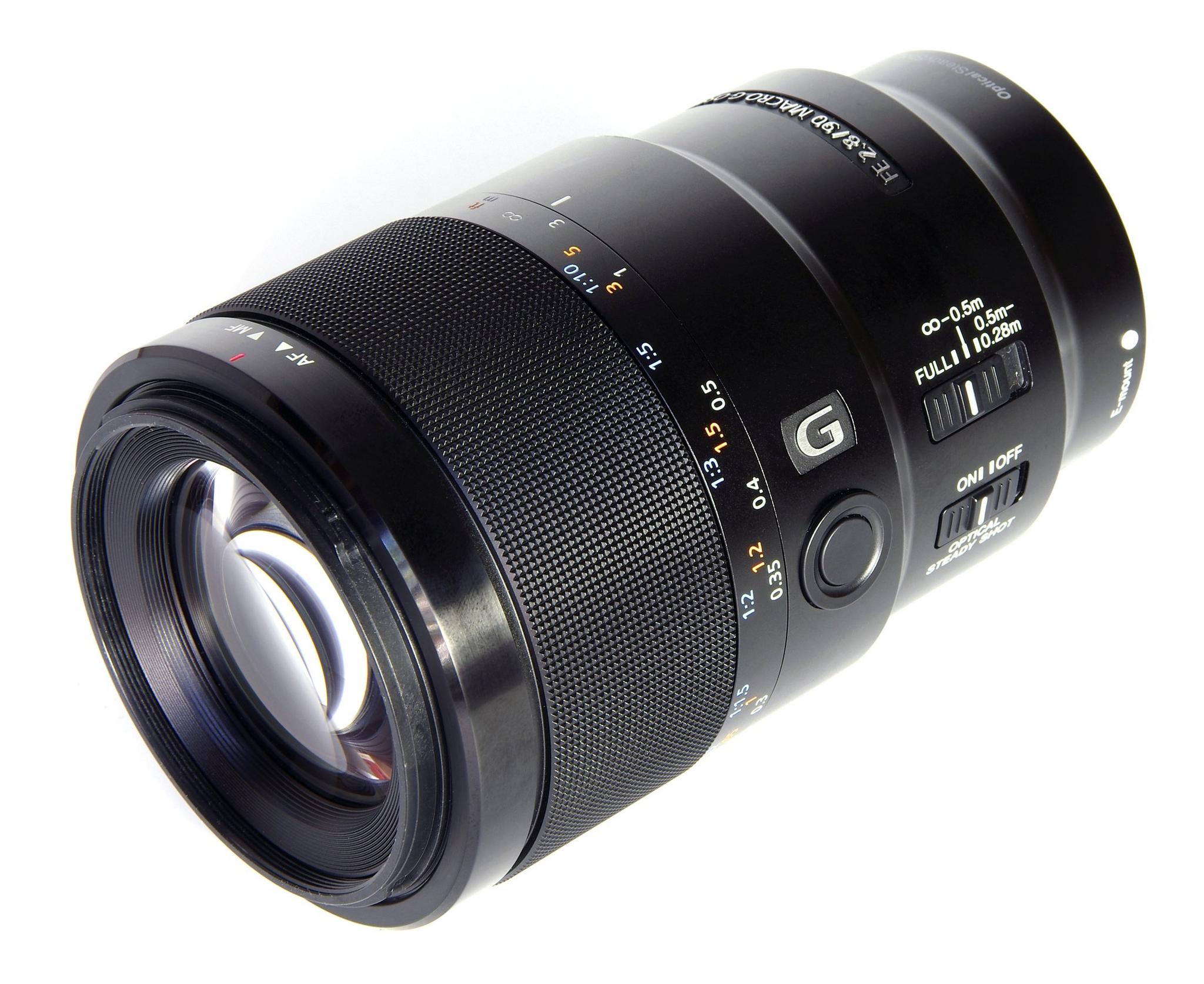 sony-sel90m28g-90mm-camera-lens-xcite-ksa