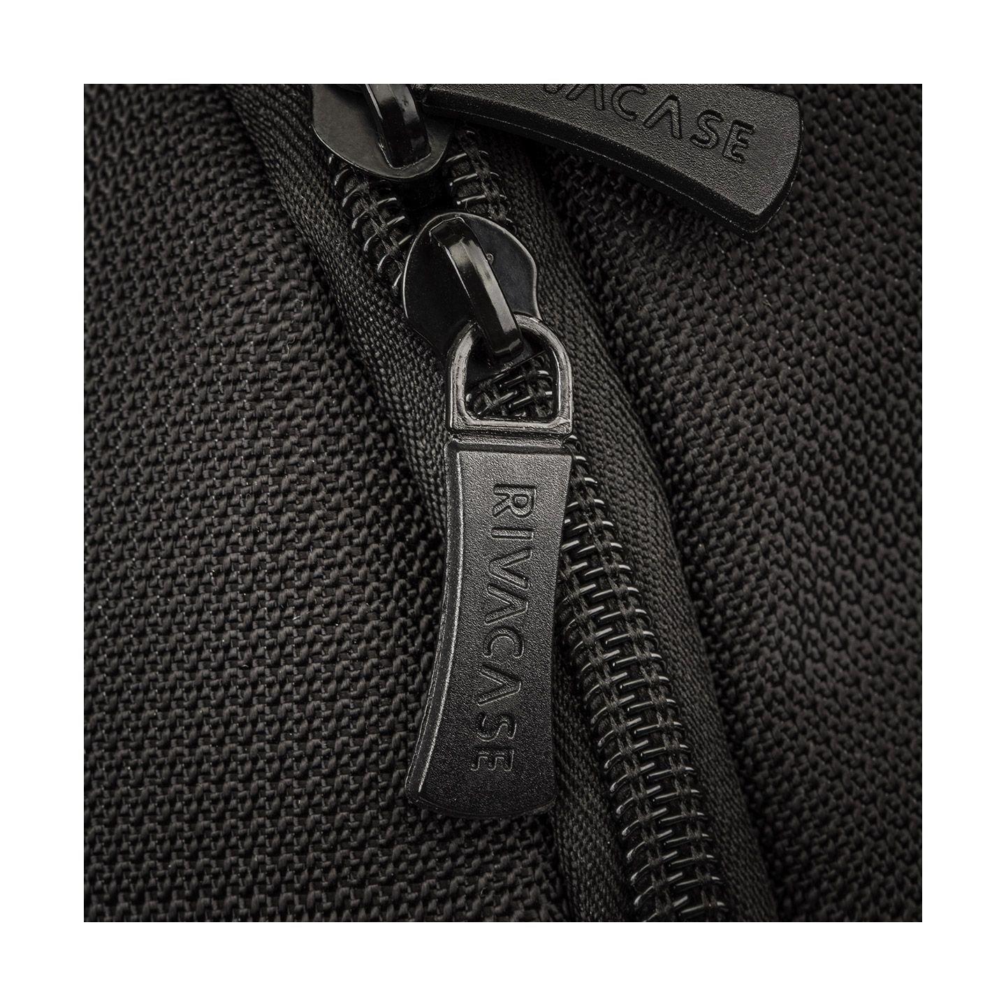 حقيبة الظهر ريفا بولكر لأجهزة اللابتوب بحجم ١٧,٣ بوصة – أسود (7760)