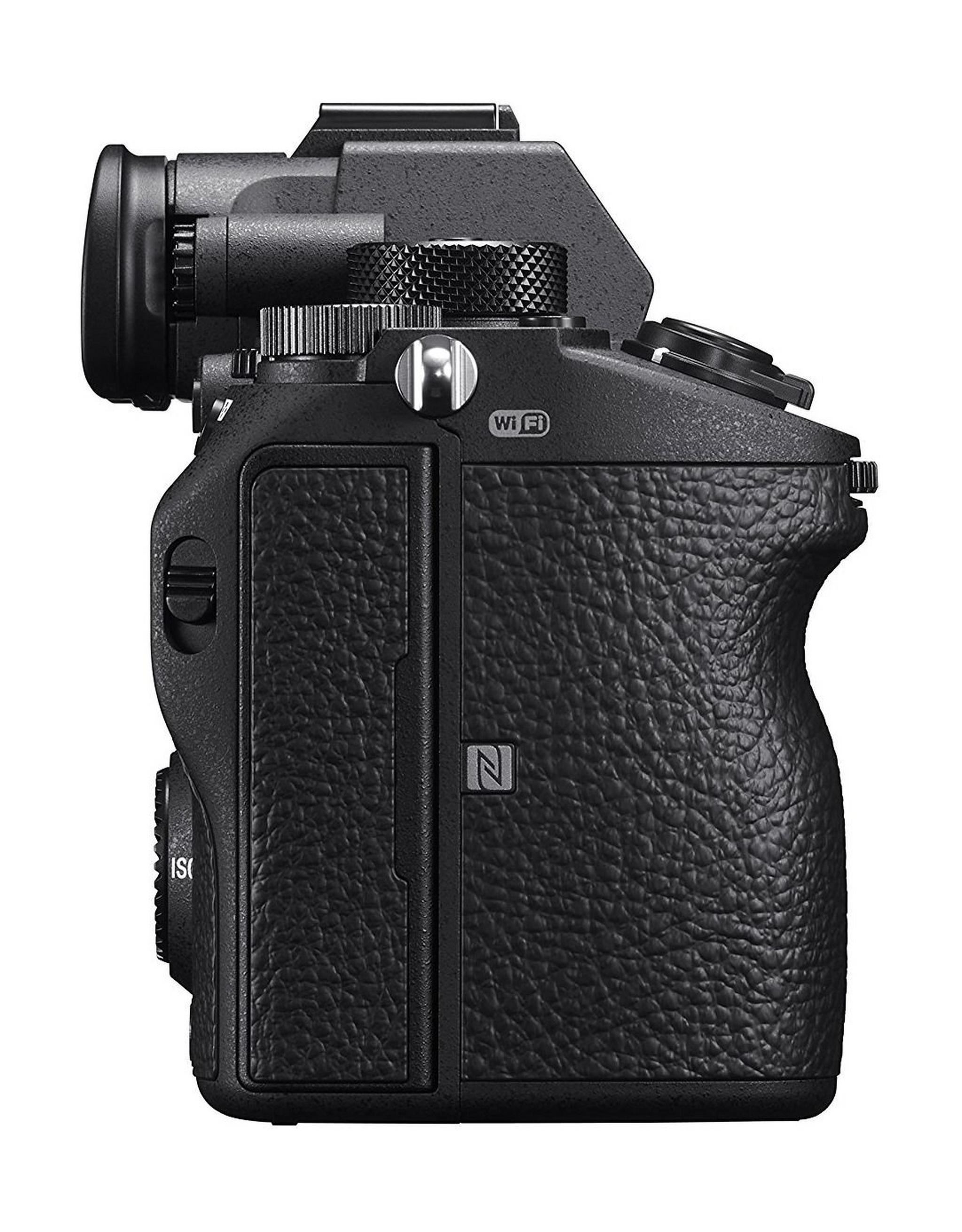 كاميرا سوني ألفا إيه ٧ آر ٣ الرقمية بدقة ٤٢ ميجابكسل بدون مرآة - اسود (الهيكل فقط)